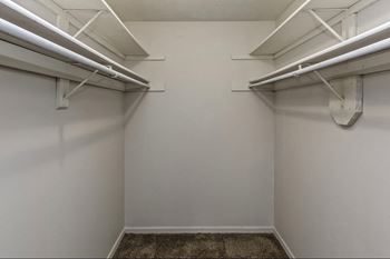 the preserve at ballantyne commons spacious walk in closets
